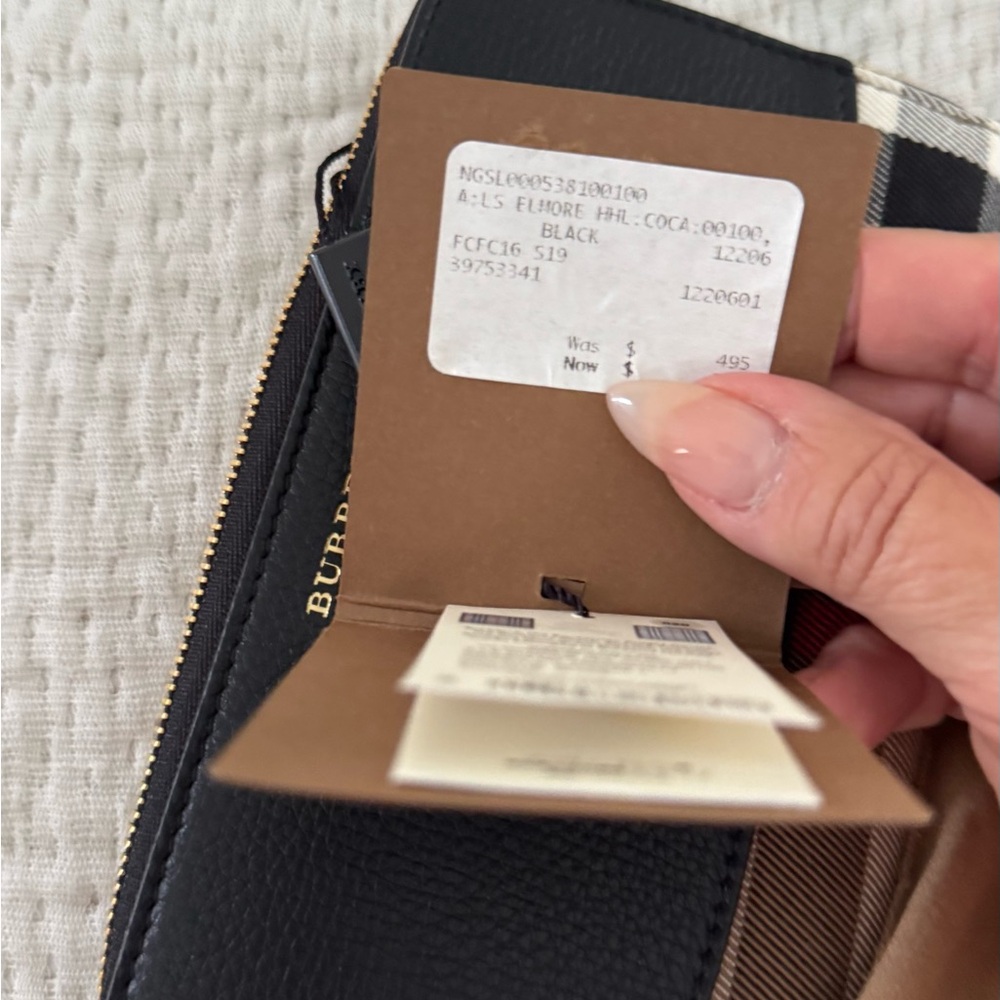 Burberry Black and Tan Check Wallet - Picture 8 of 9